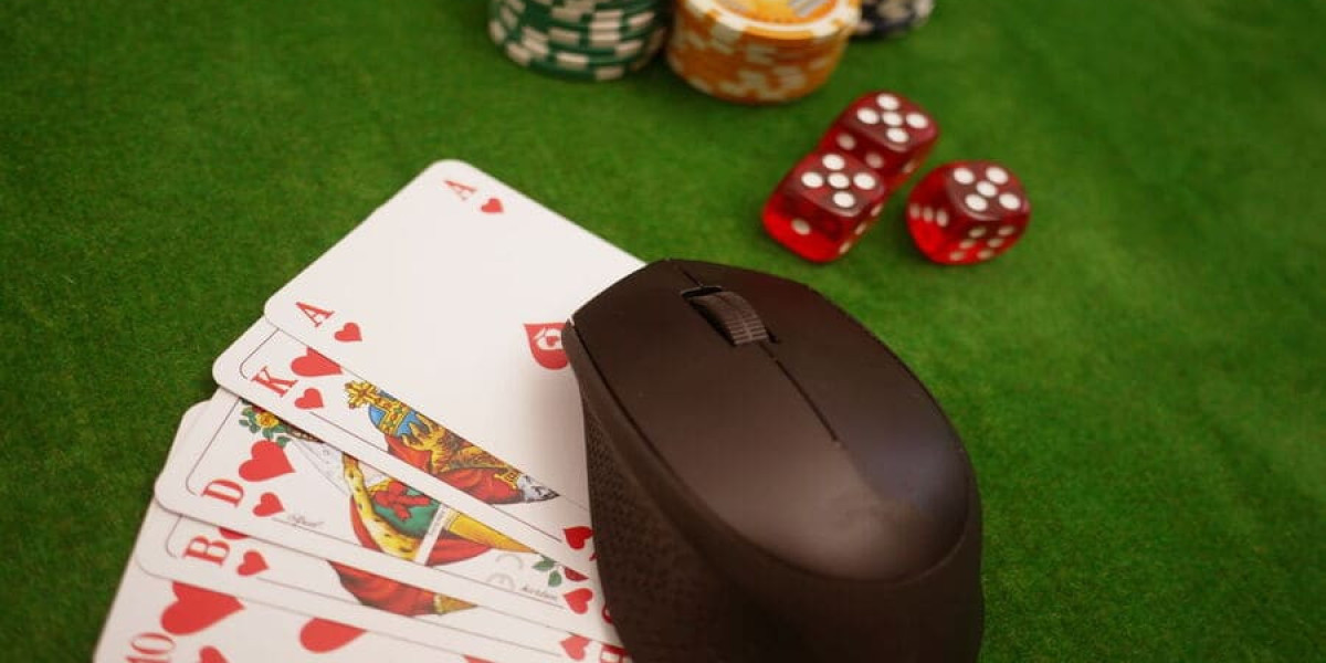 Rolling the Virtual Dice: Master the Art of Online Casinos!